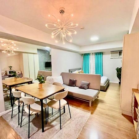 Abreeza Studio Suite 2321 - Pool, Wifi, City View, Washer, Ac, Netflix, Mall Davao City Kültér fotó